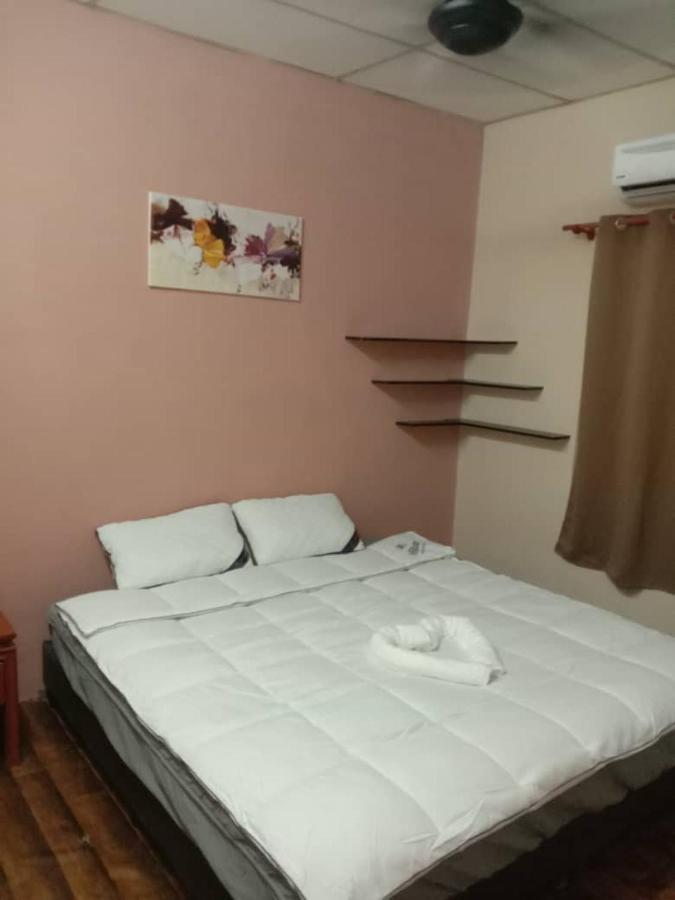 Homestay Tok Abah Seri Iskandar Buitenkant foto